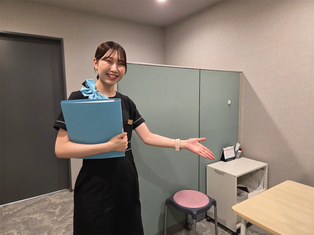 福岡院　受付クラーク