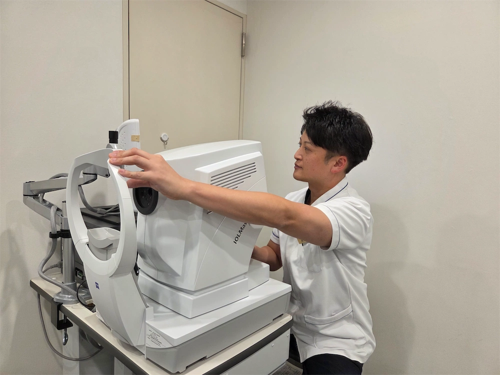 福岡院　検査員